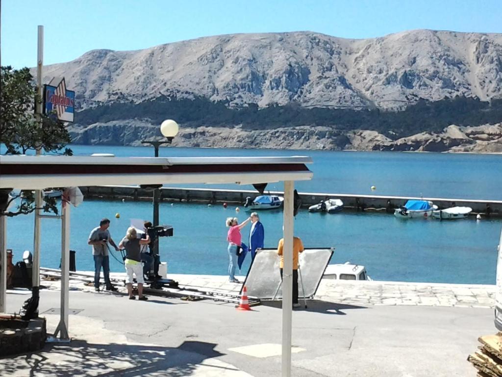 Apartments Dorcic Baška Szoba fotó